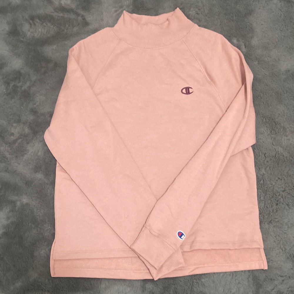 Mauve pink Champion turtleneck sweater